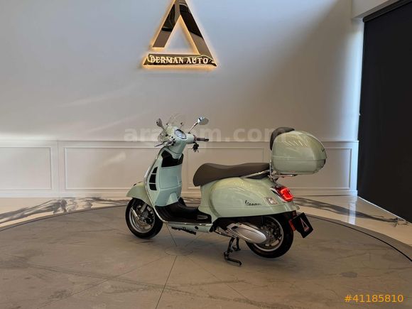 DERMAN AUTO HATASIZ 70KM DE VESPA GTS250 MİNT YEŞİL ÇANTALI