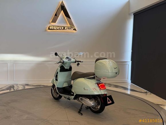 DERMAN AUTO HATASIZ 70KM DE VESPA GTS250 MİNT YEŞİL ÇANTALI