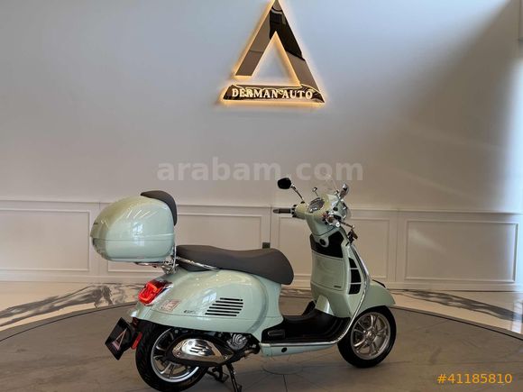 DERMAN AUTO HATASIZ 70KM DE VESPA GTS250 MİNT YEŞİL ÇANTALI