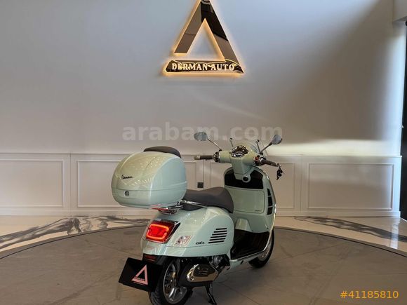 DERMAN AUTO HATASIZ 70KM DE VESPA GTS250 MİNT YEŞİL ÇANTALI