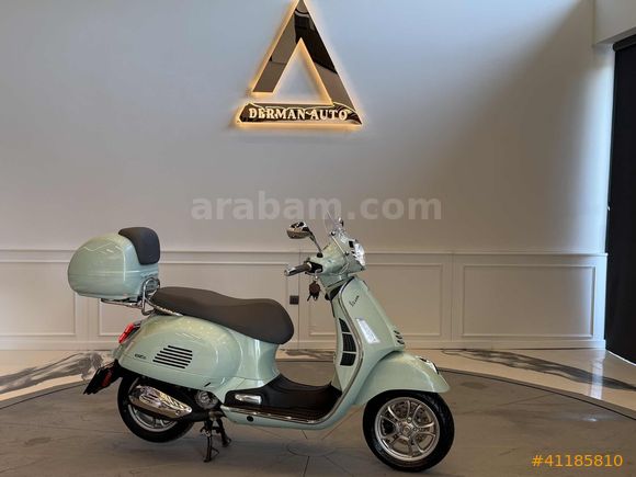 DERMAN AUTO HATASIZ 70KM DE VESPA GTS250 MİNT YEŞİL ÇANTALI