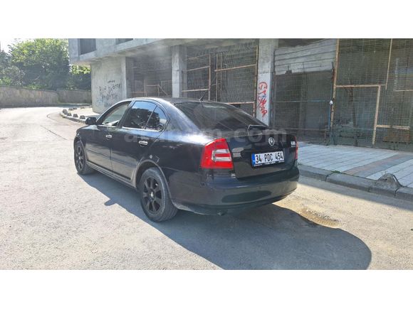 Sahibinden Skoda Octavia 1.6 FSI Elegance 2005 Model