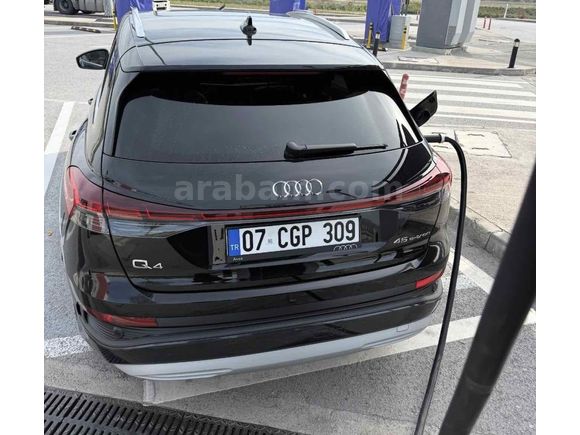 Sahibinden Audi Q4 E-Tron 2024 Model 