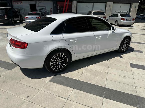 Sahibinden Özel Seri Audi A4 Sedan 2.0 TDI 2011 Model 