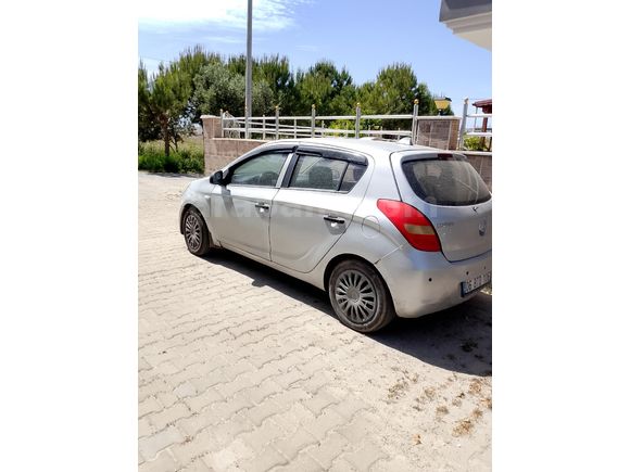 Sahibinden Hyundai i20 1.4 CRDi Team 2012 Model