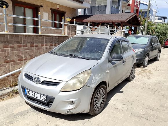 Sahibinden Hyundai i20 1.4 CRDi Team 2012 Model