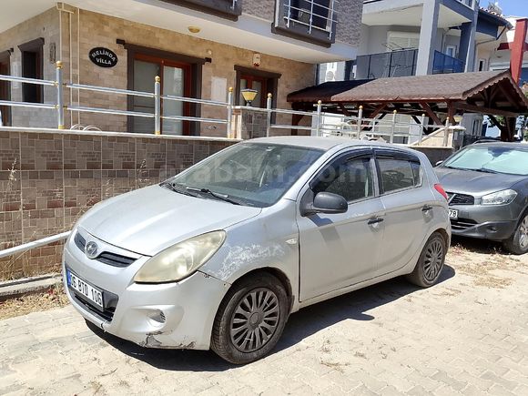 Sahibinden Hyundai i20 1.4 CRDi Team 2012 Model