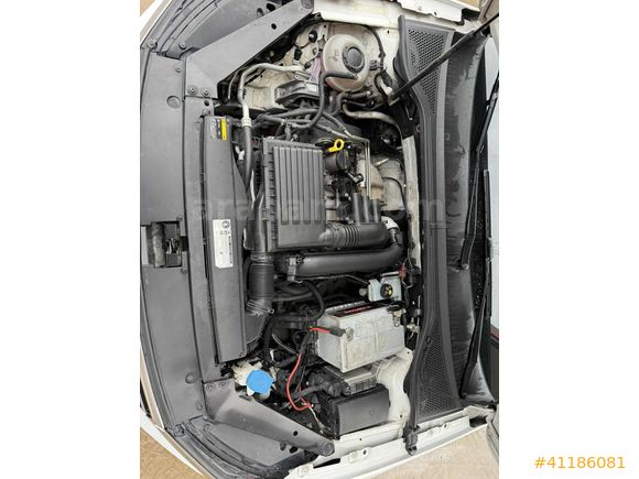 BERBEROĞLU/2015/B8/1.4TSİ/MANUEL/TAVAN-BAGAJ/KAPUT ORJİNAL