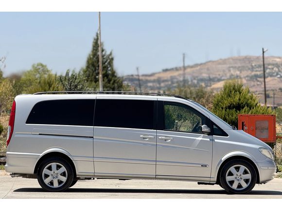 NAZAR'DAN?2009 Viano 2.2CDİ TrendActivty 140 Binde Otm.Vites VİP