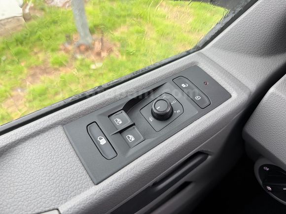 NAZAR'DAN 2020 Transporter 2.0 TDİ Panelvan UzunŞasi DSG 150 BG