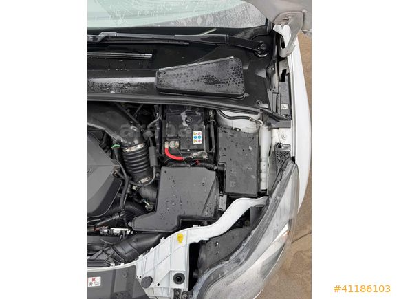 BERBEROĞLU/2011/TİTANİUM/180HP/TURBO/195.000KM/TESLA EKRAN