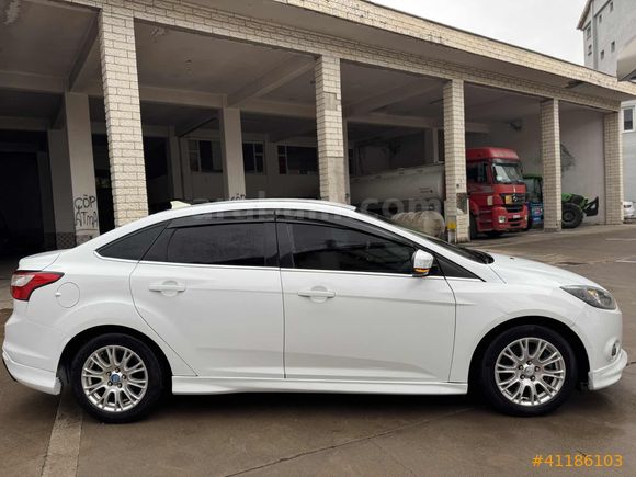 BERBEROĞLU/2011/TİTANİUM/180HP/TURBO/195.000KM/TESLA EKRAN