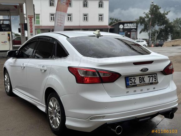 BERBEROĞLU/2011/TİTANİUM/180HP/TURBO/195.000KM/TESLA EKRAN