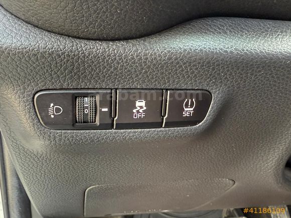 TOLCAR ( KIA PICANTO 1.0 L COOL )