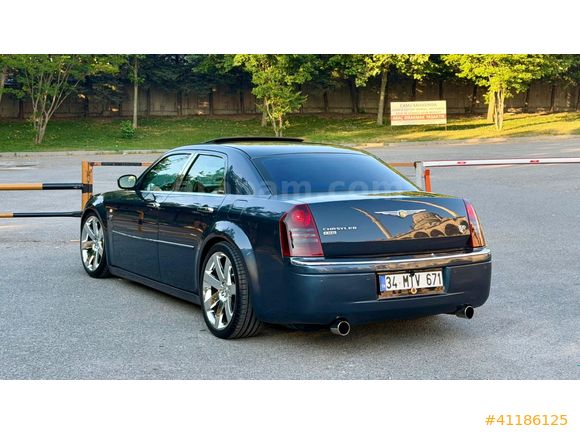 TOLCAR ( CHRYSLER 300 C )