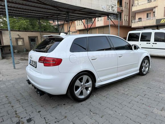 Galeriden Audi A3 Sportback 1.6 Ambiente 2012 Model Batman