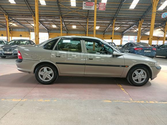 Sahibinden Opel Vectra 2.0 CD 1997 Model 