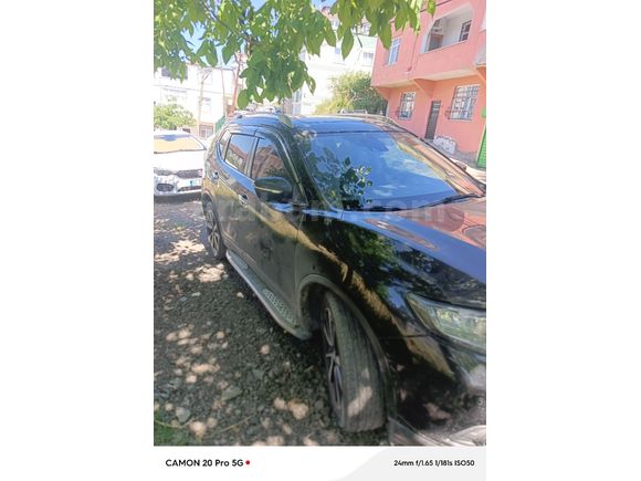 Sahibinden Nissan X-Trail 1.6 dCi Black 2015 Model