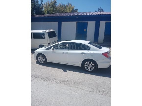 Sahibinden Honda Civic 1.6i VTEC Eco Elegance takas degerlendirlir 2013 Model