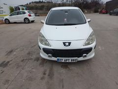 Sahibinden Peugeot 307 1.6 HDi Comfort 2006 Model  345.000 km Beyaz