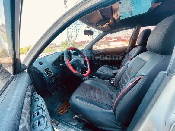  Mitsubishi Carisma 1.6 Avance 2001 Model Afyonkarahisar