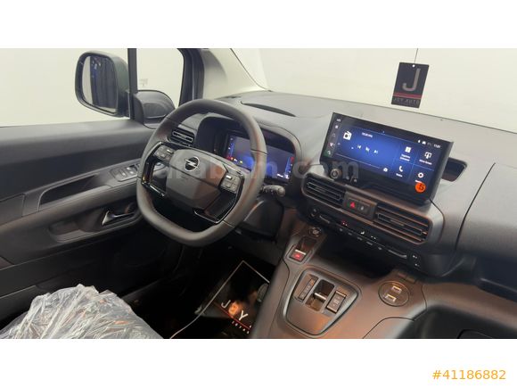 JOY AUTO 2026 '0' KM OPEL COMBO EDİTİON PRO EKRAN/YÜKSEK KONSOL