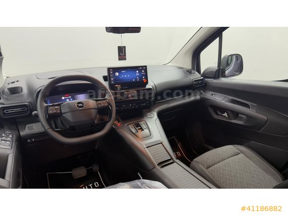 JOY AUTO 2026 '0' KM OPEL COMBO EDİTİON PRO EKRAN/YÜKSEK KONSOL