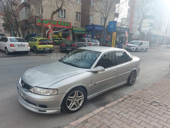 Sahibinden Opel Vectra 2.0 CD 2000 Model
