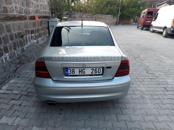 Sahibinden Opel Vectra 2.0 CD 2000 Model