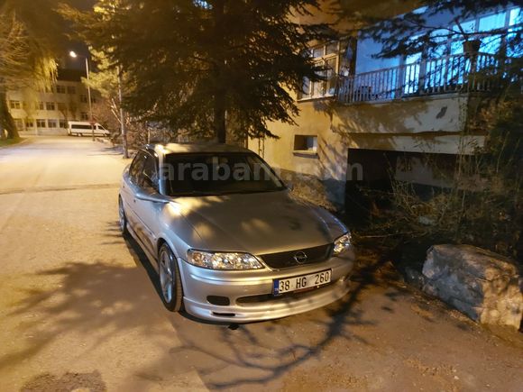 Sahibinden Opel Vectra 2.0 CD 2000 Model