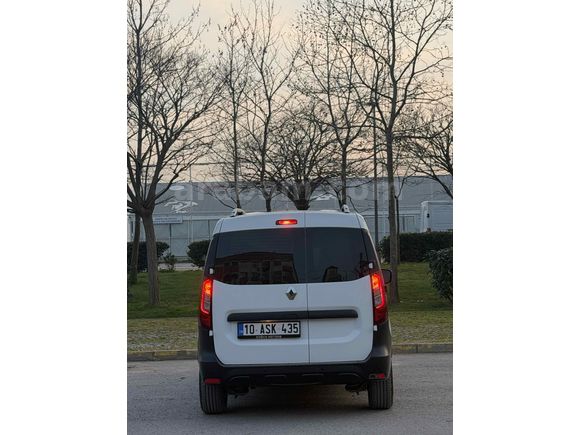 Sahibinden Renault Express Van 1.5 BlueDCI Joy 2023 Model 