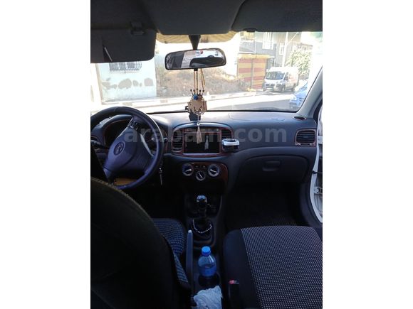 Sahibinden Hyundai Accent Era 1.4 Team 2011 Model