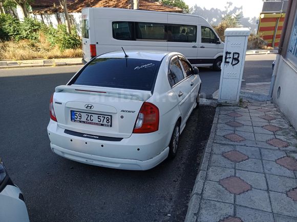 Sahibinden Hyundai Accent Era 1.4 Team 2011 Model