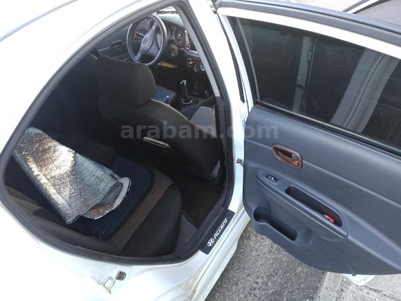 Sahibinden Hyundai Accent Era 1.4 Team 2011 Model