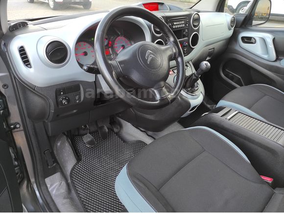 KUMRU OTOMOTİV'DEN 2015 CITROEN BERLİNGO 1.6 HDİ 92HP MULTİSPACE