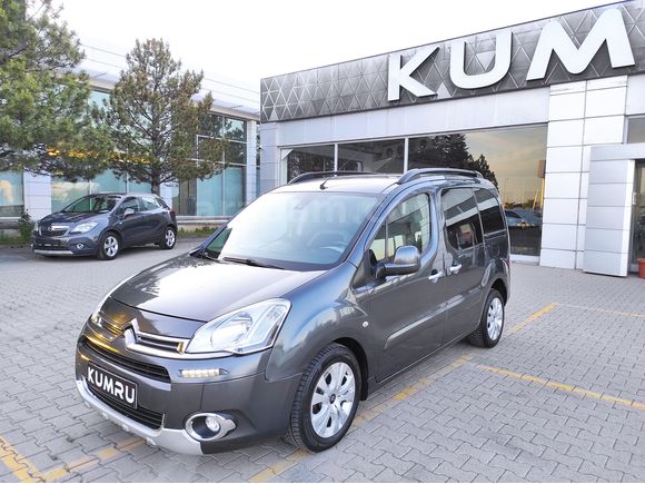 KUMRU OTOMOTİV'DEN 2015 CITROEN BERLİNGO 1.6 HDİ 92HP MULTİSPACE
