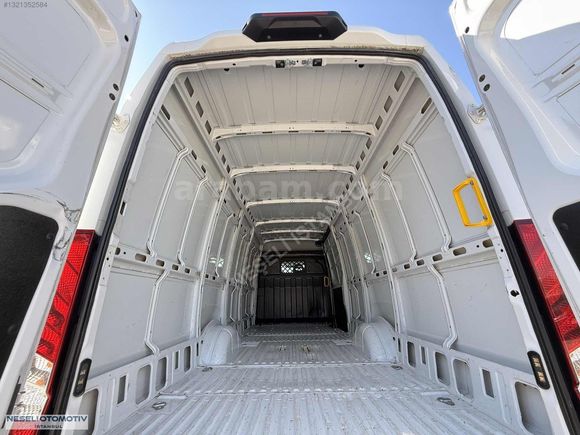 NEŞELİ İSTANBUL - 2024 İVECO DAİLY 35 S16 PANELVAN 16m³+16.000KM