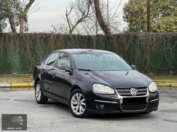 **2011 VW JETTA 1.6 TDİ OTOMATİK EXCLUSİVE FUL+FULL!!**