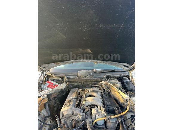 1985 Model 200D Muaynesi Yenidir
