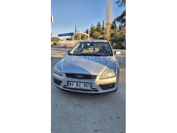 Sahibinden Ford Focus 1.6 Ghia 2006 Model