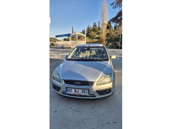 Sahibinden Ford Focus 1.6 Ghia 2006 Model