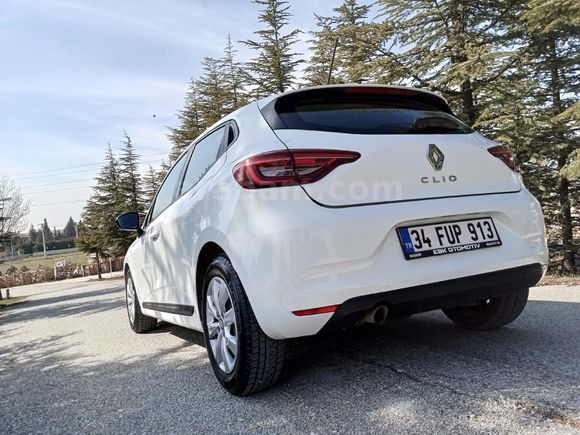 Sahibinden Renault Clio 1.0 SCe Joy 2022 Model