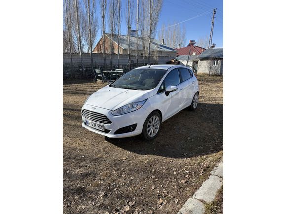 Sahibinden Ford Fiesta 1.4 Titanium 2015 Model 
