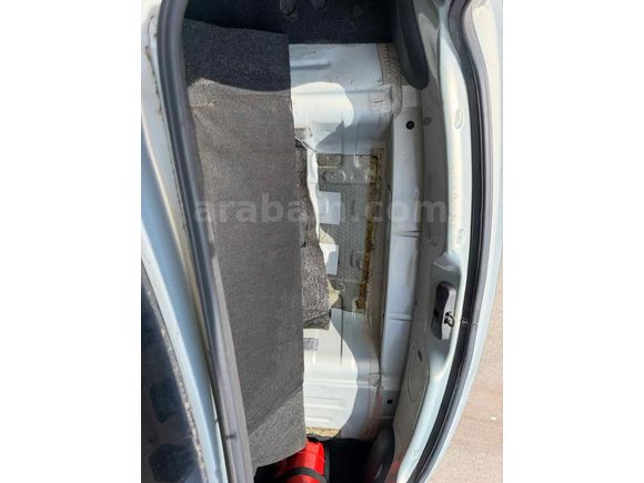 Galeriden Renault Megane 1.6 RXi 2001 Model 