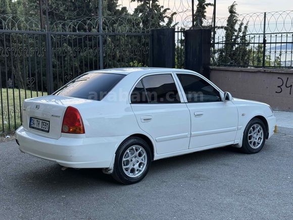 Sahibinden Hyundai Accent 1.3 Admire 2005 Model 