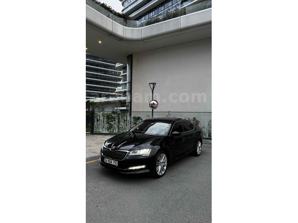 Sahibinden Skoda SuperB 1.5 TSI Prestige 2023 Model 