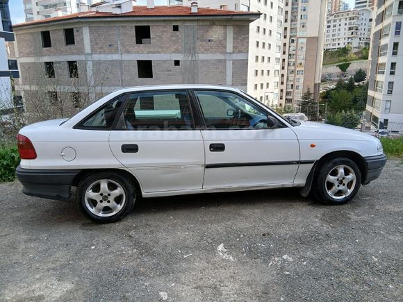 Sahibinden Opel Astra 1.4 Classic 2000 Model