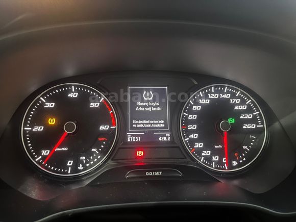 Seat Leon 1.6 TDI Style 2018 Cam Tavan + Led + Advance
