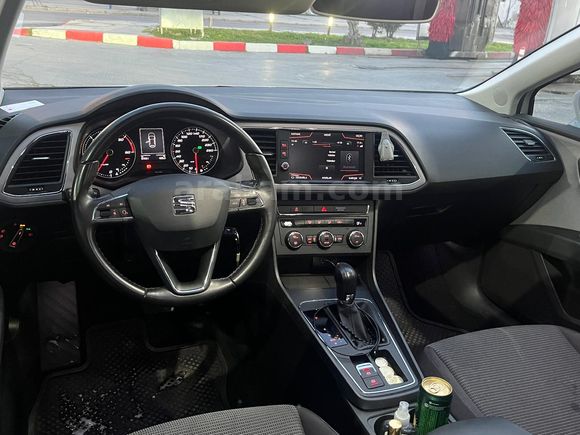 Seat Leon 1.6 TDI Style 2018 Cam Tavan + Led + Advance