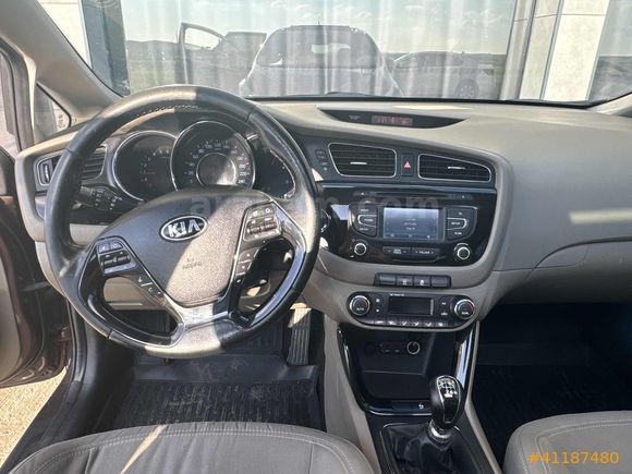 -ERHAN OTOMOTİV-0.99KREDİ/175.000TL PESIN KALANI SENETLİ CEED